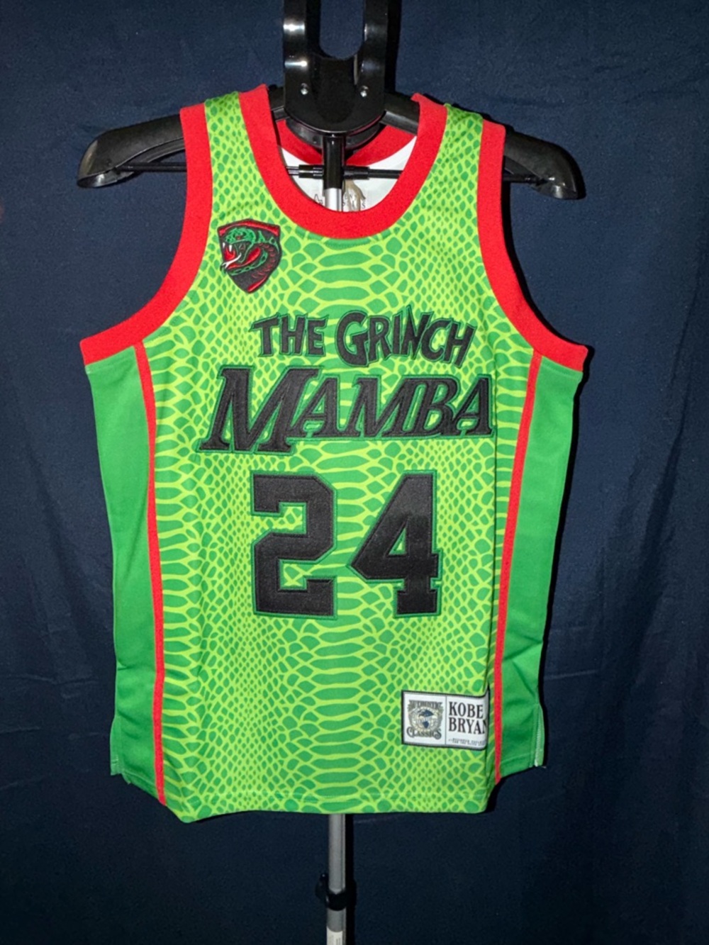 Kobe Bryant “The Grinch Mamba” #24 Basketball Jersey (XS)
